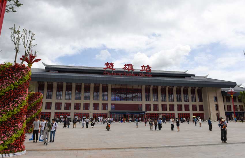 義烏市到楚雄州物流專線-義烏市至楚雄州貨運(yùn)公司